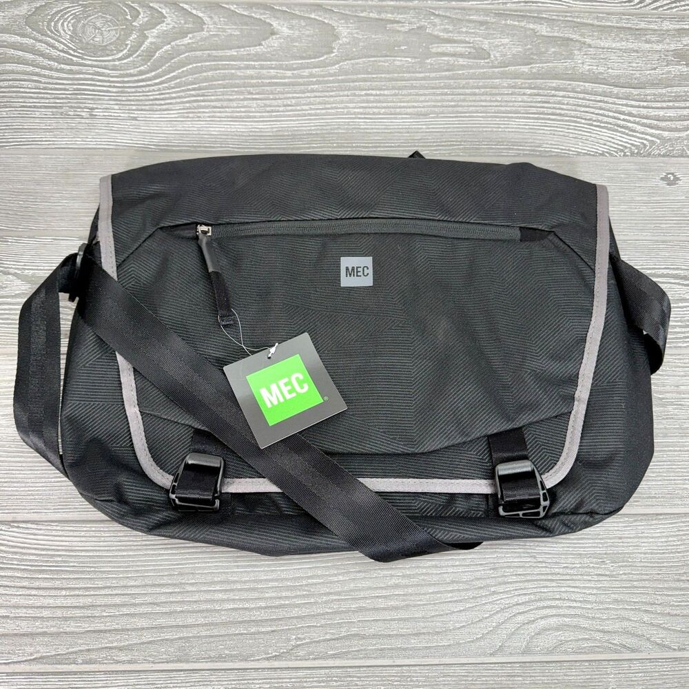 MEC Mountain Equiptment Company Proto Crossbody Messenger Laptop Bag - NEW